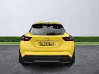 Used Nissan Juke N-Connecta 114 HP (83 kW) 2025 Yellow SUV