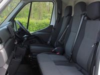 Used Renault Master Business 135 HP (99 kW) 2023 White MPV