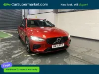 Usado Volvo V60 R-Design 2021 Vermelho Carrinha