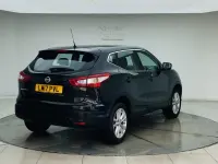 Gebraucht Nissan Qashqai Acenta 115 PS (84 kW) 2017 Schwarz SUV