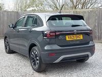 Usado VW T-Cross S 95 HP (69 kW) 2021 Cinzento SUV