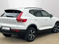 Used Volvo XC40 Plus 161 HP (118 kW) 2022 White SUV