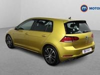 Used VW Golf VII R-line 150 HP (110 kW) 2018 Yellow Hatchback