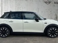 Used Mini Cooper Exclusive 134 HP (98 kW) 2020 White Hatchback