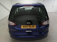 Usado Ford Galaxy Zetec 150 HP (110 kW) 2017 Azul Monovolume