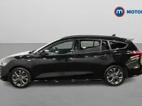 Used Ford Focus ST-Line 155 HP (114 kW) 2023 Black Estate