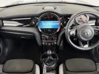 Usado Mini Cooper S Hatch 176 CV (129 kW) 2022 Negro Utilitario