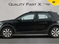 Usado Kia Stonic 100 CV (73 kW) 2021 Negro SUV