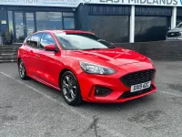 Used Ford Focus ST-Line 125 HP (91 kW) 2019 Red Hatchback