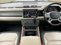 Used Land Rover Defender Dynamic 250 HP (183 kW) 2022 Silver SUV