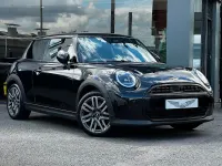 Used Mini Cooper Classic 204 HP (150 kW) 2024 Black Hatchback