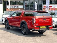 Used Isuzu D-Max 161 HP (118 kW) 2025 Orange Pickup