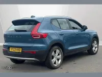 Usado Volvo XC40 Core 161 HP (118 kW) 2023 Azul SUV