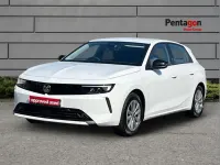 Used Vauxhall Astra Design Edition 108 HP (79 kW) 2023 White Hatchback