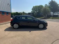 Used Vauxhall Astra 136 HP (100 kW) 2015 Black Hatchback