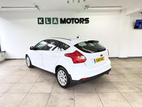 Used Ford Focus Titanium 125 HP (91 kW) 2011 White Hatchback