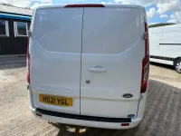 Used Ford Transit Custom Limited 130 HP (95 kW) 2021 White Van