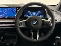 Begagnad BMW 120 M Sport 2025 Röd Halvkombi