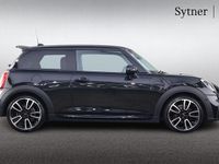 Usado Mini Cooper Hatch 134 CV (98 kW) 2024 Negro Utilitario