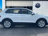 Używany VW Tiguan Life 150 KM (110 kW) 2021 Biały SUV
