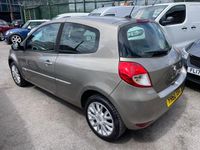 Used Renault Clio II Dynamique 2010 Beige Hatchback
