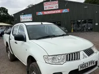 Used Mitsubishi L200 134 HP (98 kW) 2013 White Pickup