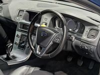 Used Volvo V60 SE 150 HP (110 kW) 2017 Blue Estate