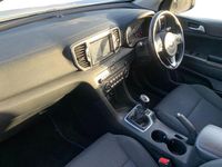 Used Kia Sportage 114 HP (83 kW) 2017 White SUV