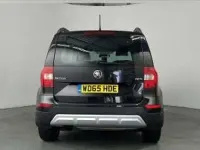 Używany Skoda Yeti SE 110 KM (80 kW) 2015 Czarny SUV