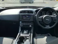 Used Jaguar XE SE 200 HP (147 kW) 2015 Black Sedan