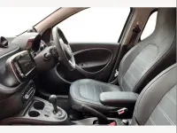 Used Smart ForFour Premium 89 HP (65 kW) 2018 Lava orange Hatchback