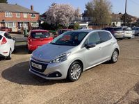 Used Peugeot 208 Allure 110 HP (80 kW) 2016 Silver Hatchback
