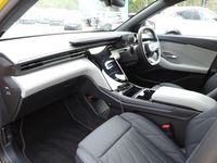 Usado Ford Capri Extended Range 250 kW (340 CV) 2024 Amarillo Utilitario