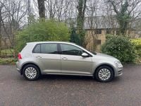 Usado VW Golf VII S 105 HP (77 kW) 2015 Prateado Citadino