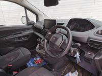 Used Peugeot Partner 2020 White MPV