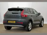 Used Volvo XC40 Core 163 HP (119 kW) 2025 Green SUV