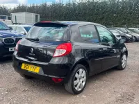 Second-hand Renault Clio II GT-Line 2011 Negru Hatchback