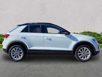 Novo VW T-Roc 150 HP (110 kW) 2026 SUV