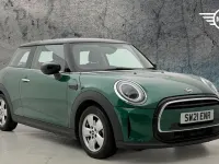 Used Mini Cooper Classic 134 HP (98 kW) 2021 Green Hatchback