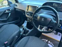 Usado Peugeot 208 Allure 2017 Azul Utilitario