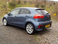 Used Kia Rio 89 HP (65 kW) 2015 Blue Hatchback
