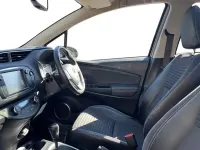 Used Toyota Yaris 100 HP (73 kW) 2015 Avantgarde bronze Hatchback