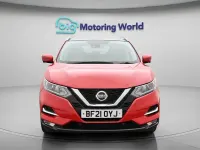 Used Nissan Qashqai N-Connecta 140 HP (102 kW) 2021 Red SUV