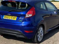Used Ford Fiesta Zetec 125 HP (91 kW) 2013 Blue Hatchback