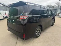 Used Toyota Alphard 180 HP (132 kW) 2017 Black MPV