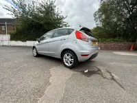 Używany Ford Fiesta Zetec 2016 Srebrny Hatchback