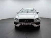 Second-hand Volvo V60 Momentum 163 CP (119 kW) 2021 Argintiu Break