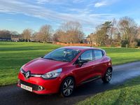 Used Renault Clio IV Dynamique 2016 Red Hatchback