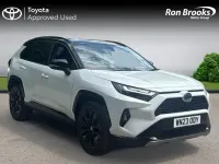 Used Toyota RAV4 218 HP (160 kW) 2023 White/black SUV