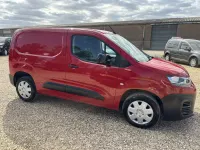 Used Citroën Berlingo 2022 Red MPV
